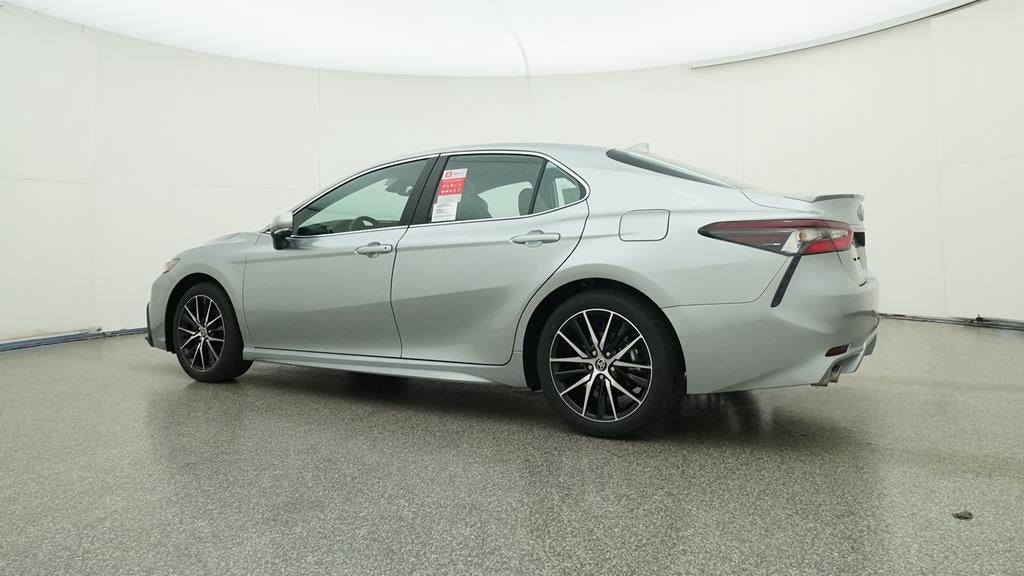 2024 Toyota Camry Hybrid SE Hybrid