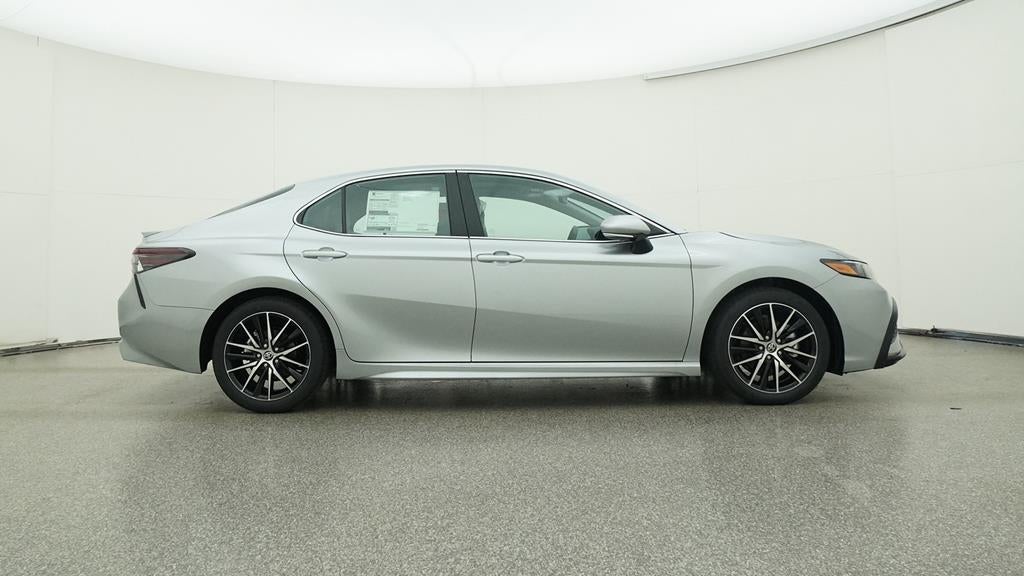 2024 Toyota Camry Hybrid SE Hybrid