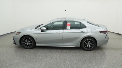 2024 Toyota Camry Hybrid SE Hybrid