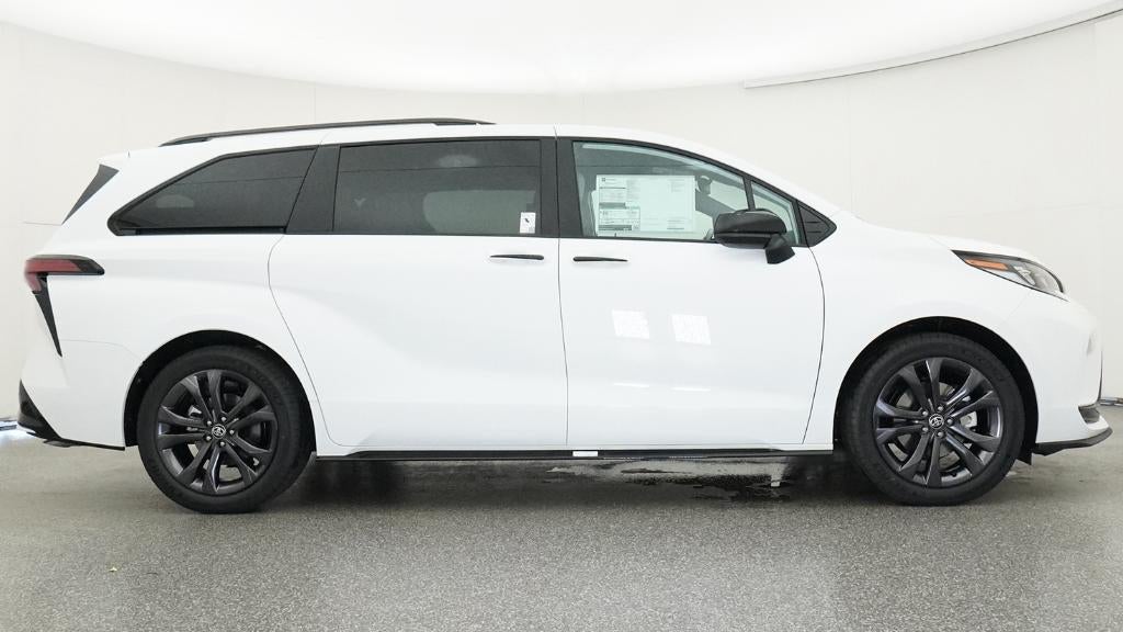 2026 Toyota Sienna XSE