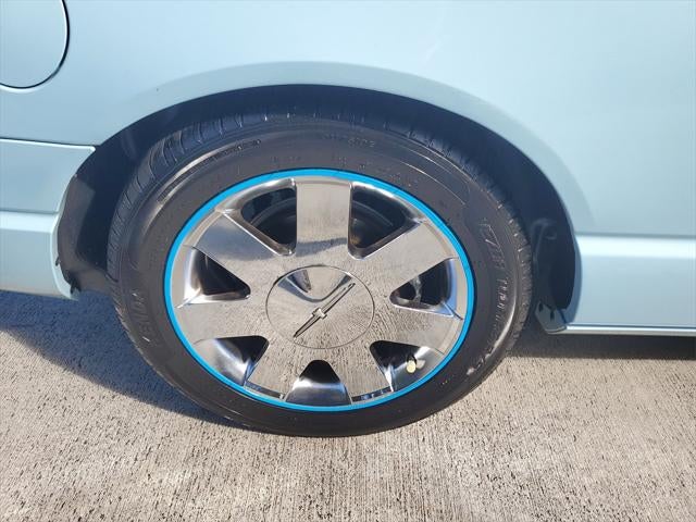 2003 Ford Thunderbird Base