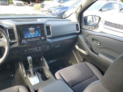 2023 Nissan Frontier SV
