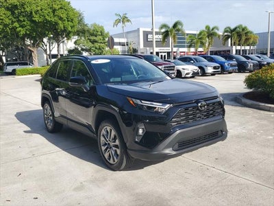 2025 Toyota RAV4 XLE Premium