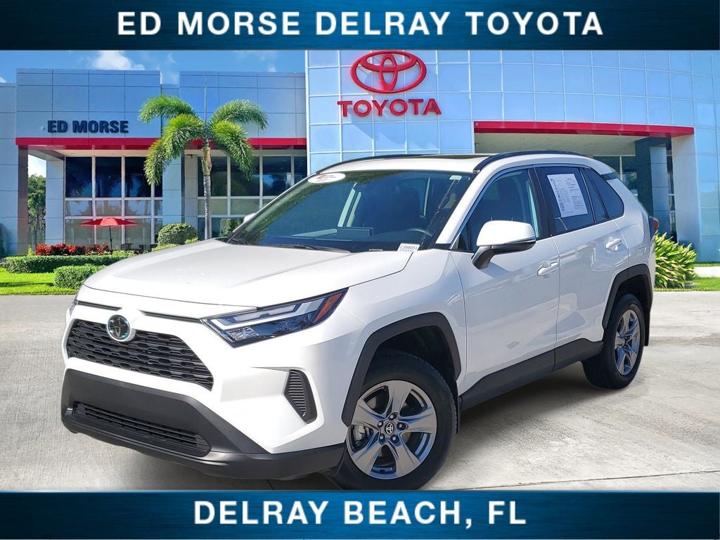 2025 Toyota RAV4 XLE