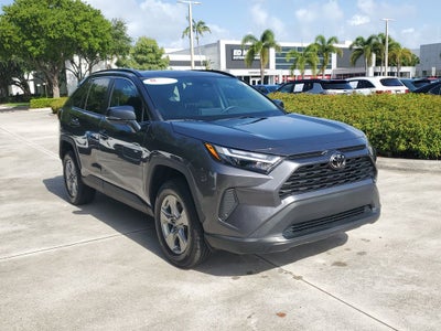 2023 Toyota RAV4 XLE