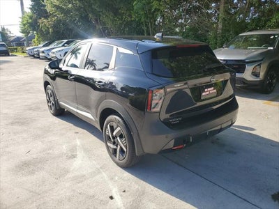 2025 Nissan Kicks SV