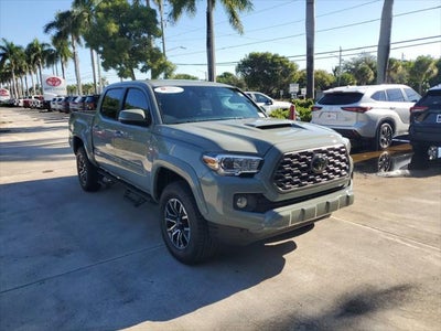 2022 Toyota Tacoma TRD Sport V6