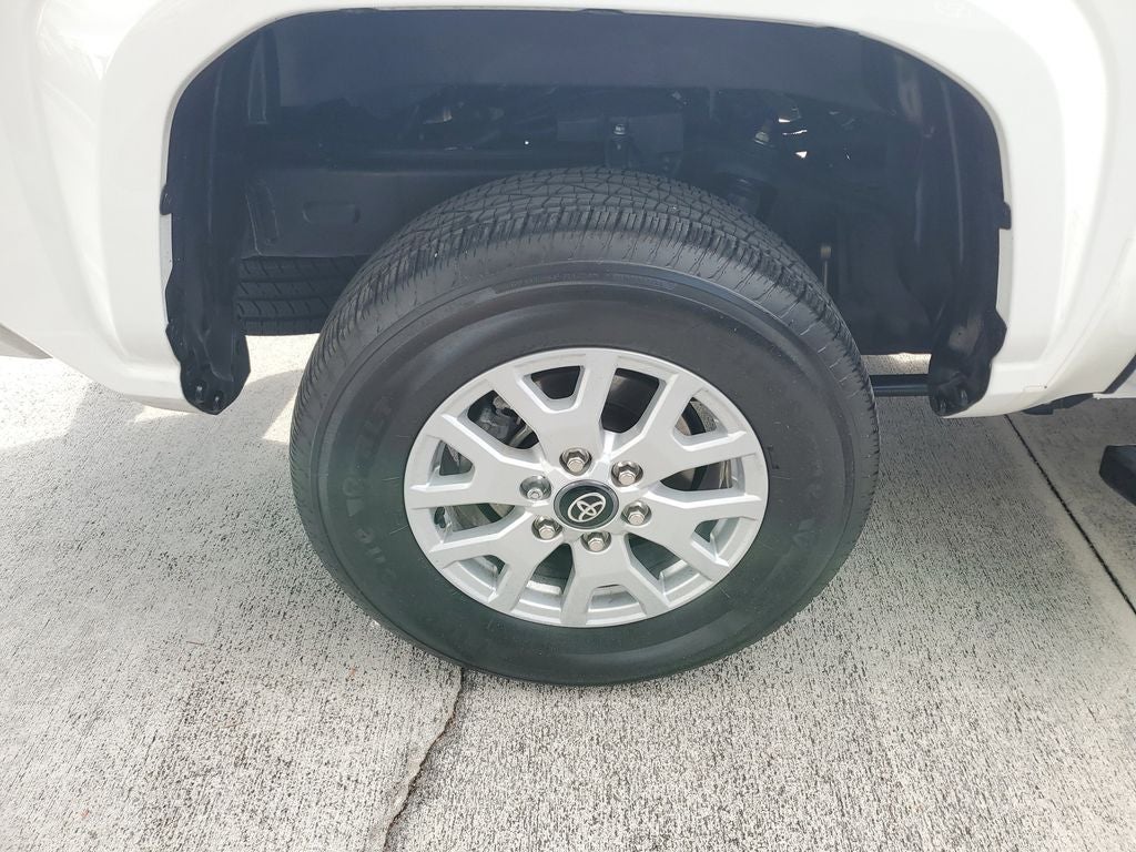 2024 Toyota Tacoma SR5