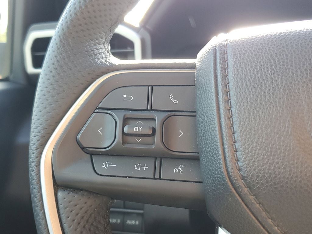 2025 Toyota Tacoma Hybrid Trailhunter