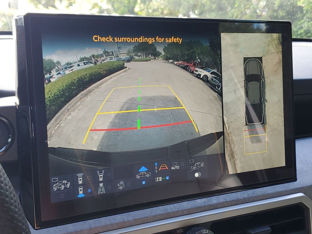 2025 Toyota Tacoma Hybrid Trailhunter