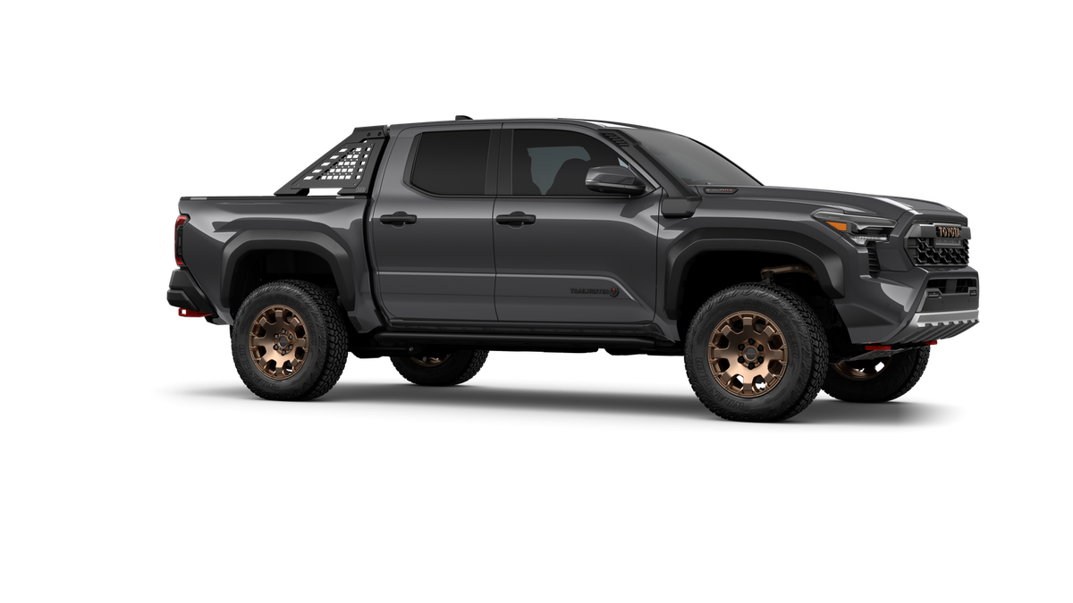 2025 Toyota Tacoma Hybrid Trailhunter
