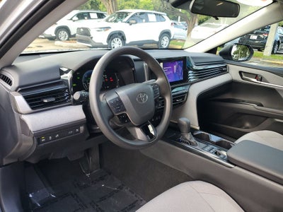 2025 Toyota Camry LE