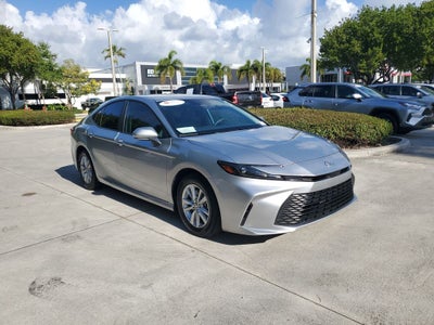 2025 Toyota Camry LE