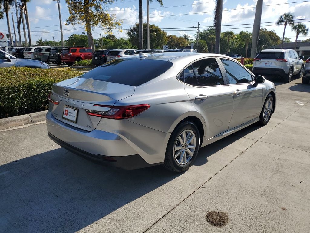 2025 Toyota Camry LE