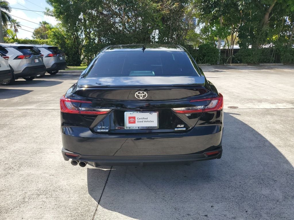 2025 Toyota Camry SE