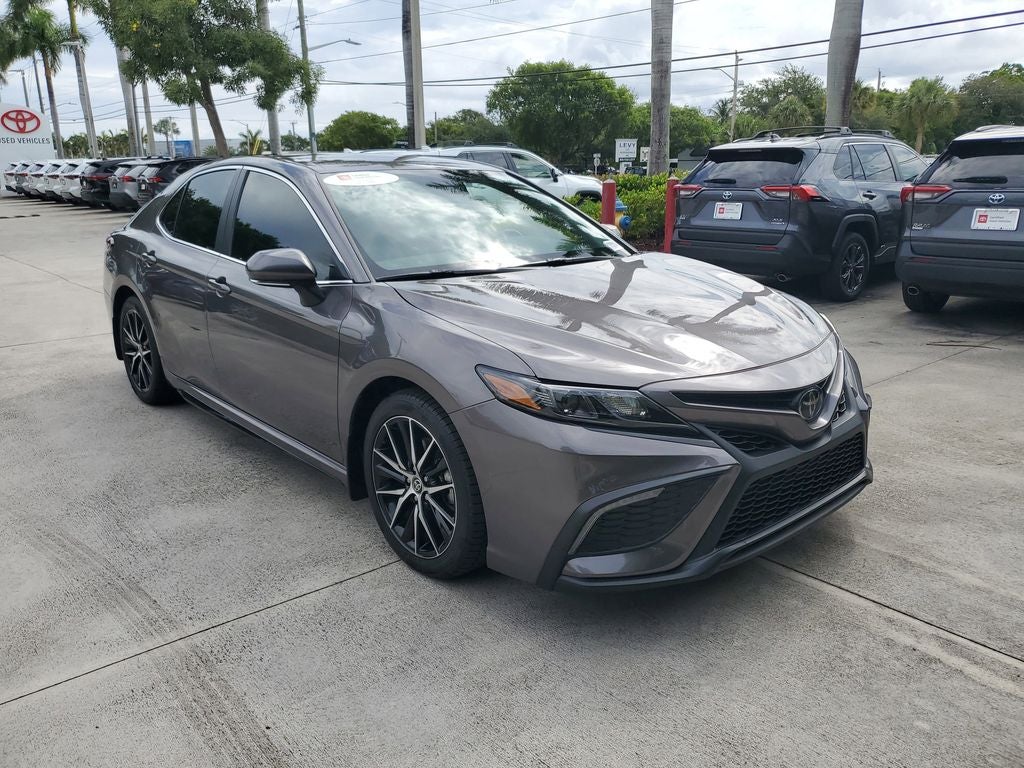 2024 Toyota Camry SE