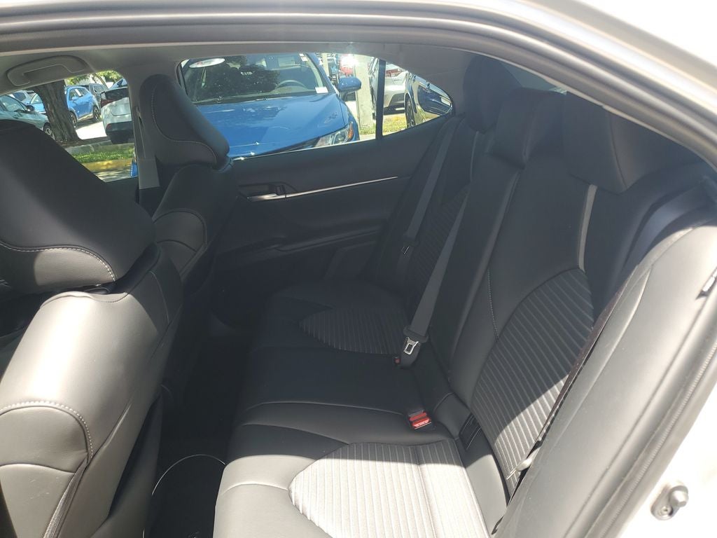 2024 Toyota Camry Hybrid SE