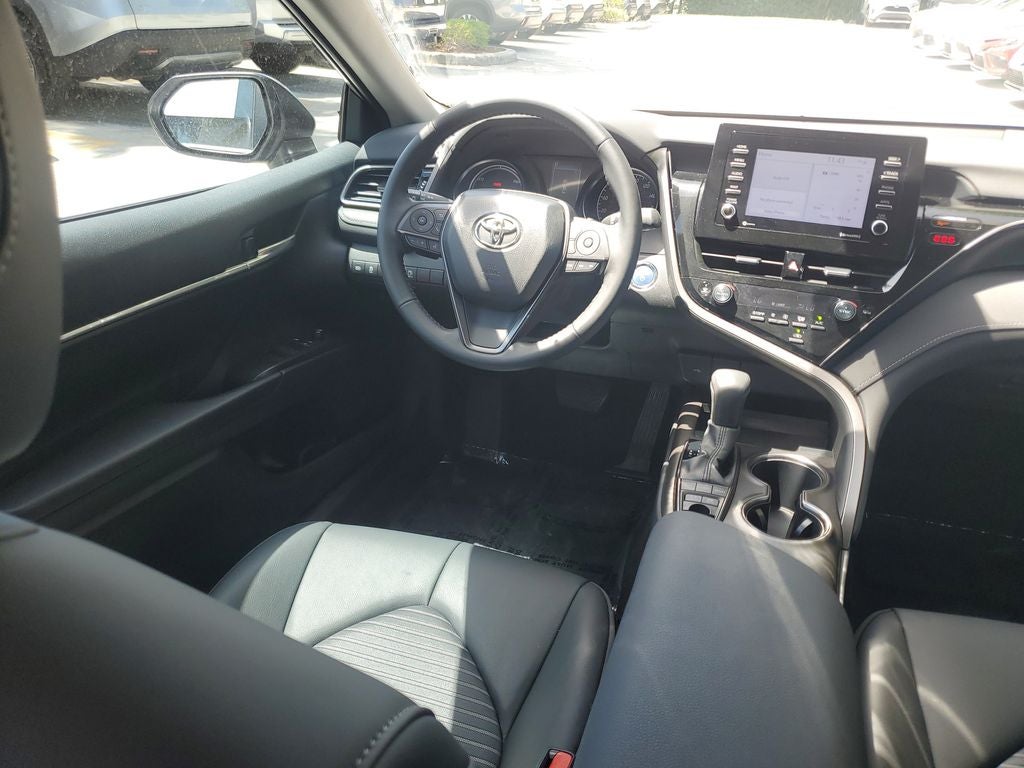 2024 Toyota Camry Hybrid SE