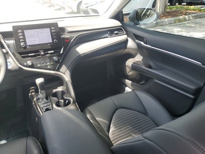 2024 Toyota Camry Hybrid SE