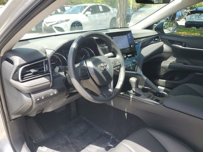 2024 Toyota Camry Hybrid SE