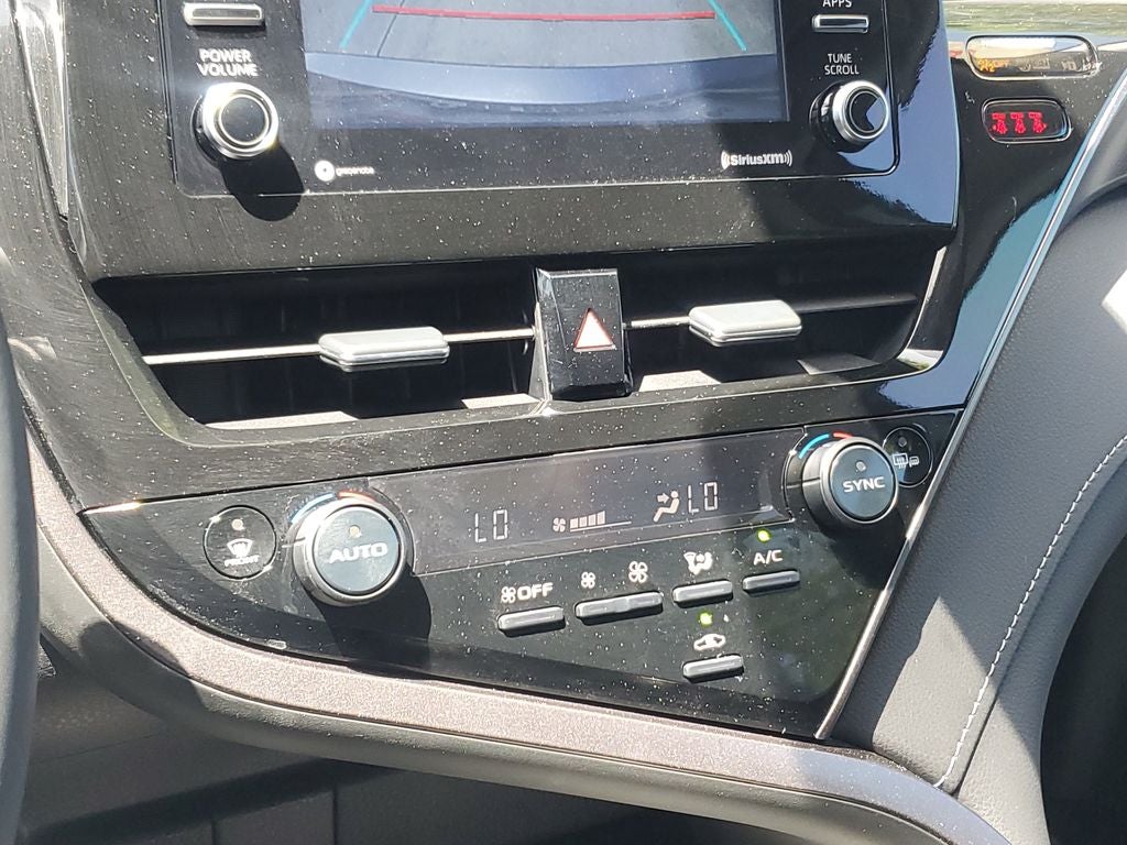 2024 Toyota Camry Hybrid SE