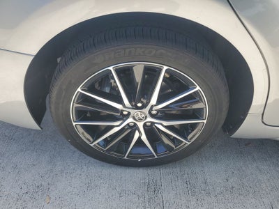 2024 Toyota Camry Hybrid SE