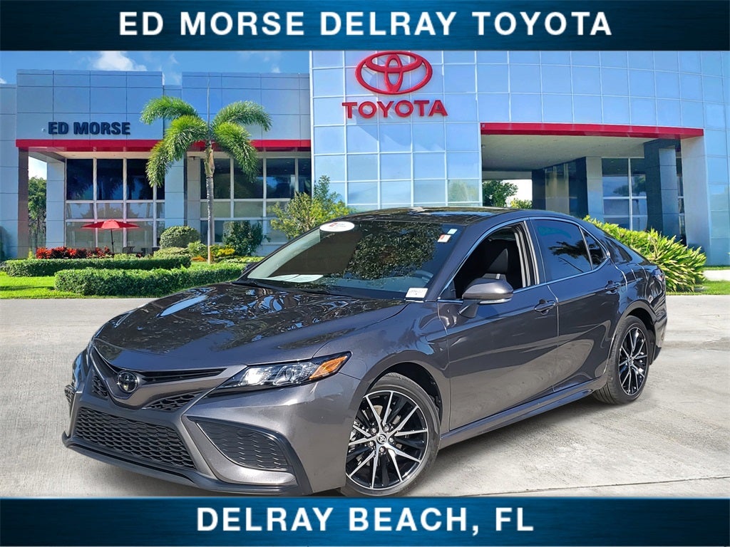 2024 Toyota Camry SE