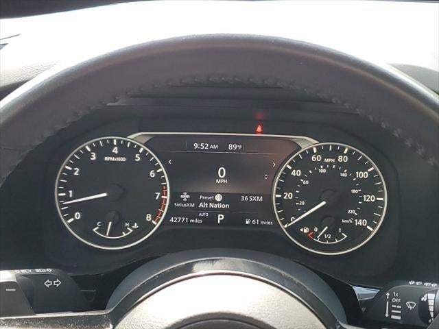 2022 Nissan Pathfinder SV