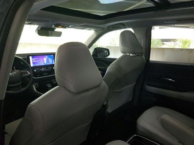 2025 Toyota Grand Highlander Hybrid XLE