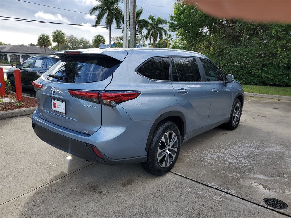 2023 Toyota Highlander Hybrid XLE