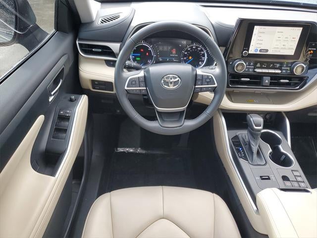 2023 Toyota Highlander Hybrid XLE