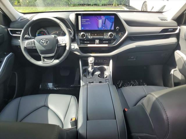 2026 Toyota Highlander Hybrid XLE