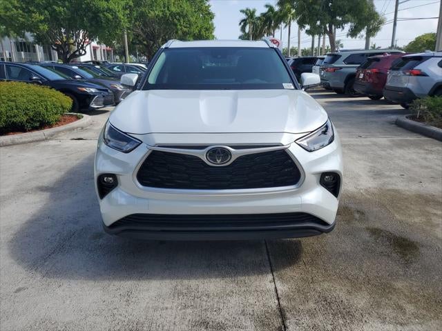 2026 Toyota Highlander Hybrid XLE