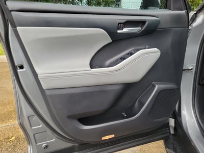 2026 Toyota Highlander Hybrid XLE