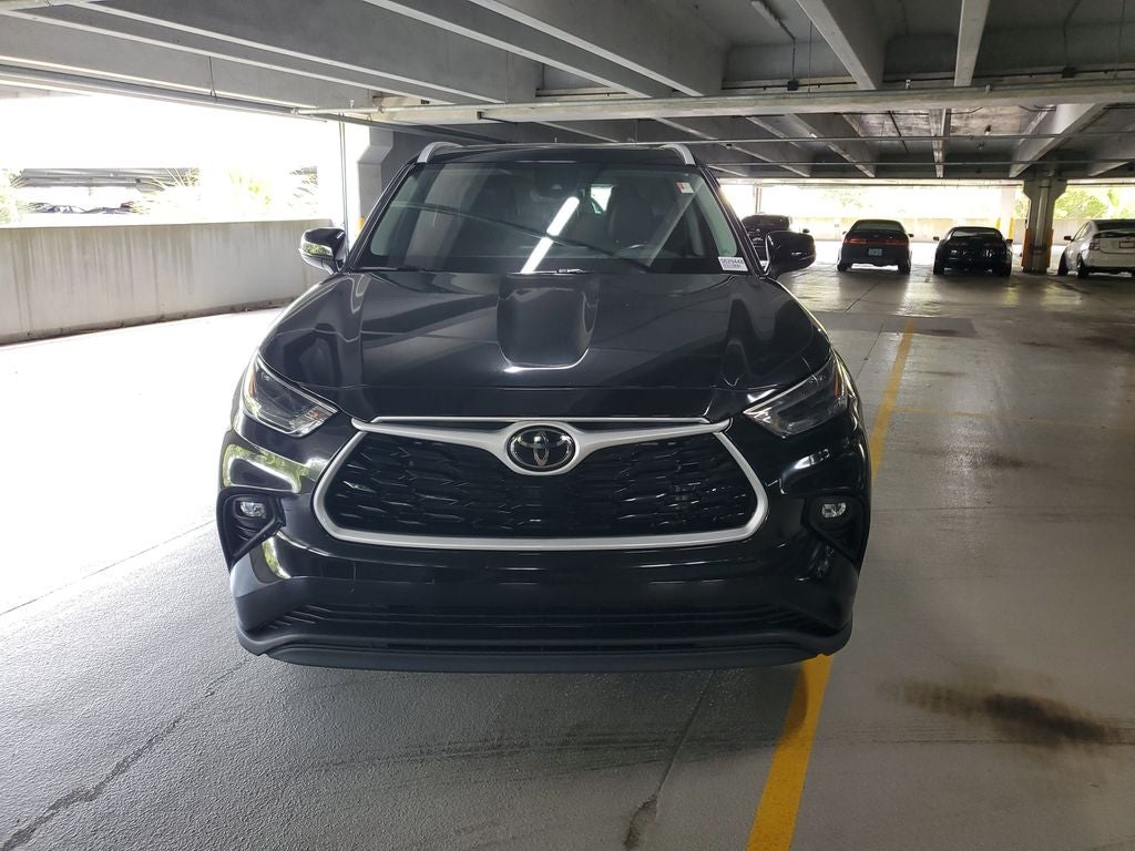 2024 Toyota Highlander XLE