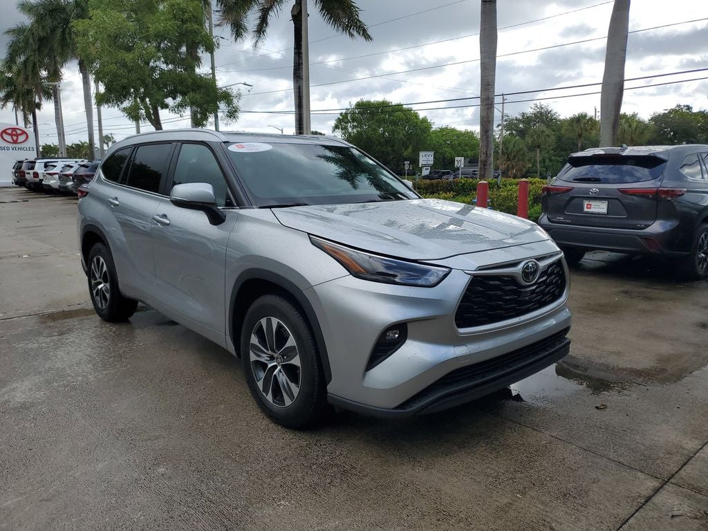 2023 Toyota Highlander XLE