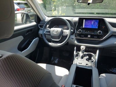 2023 Toyota Highlander LE