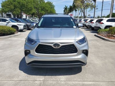 2023 Toyota Highlander LE