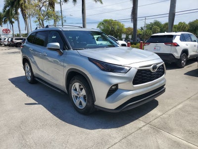 2023 Toyota Highlander LE