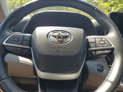2023 Toyota Highlander LE