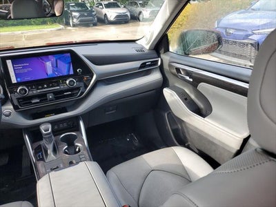 2023 Toyota Highlander Limited