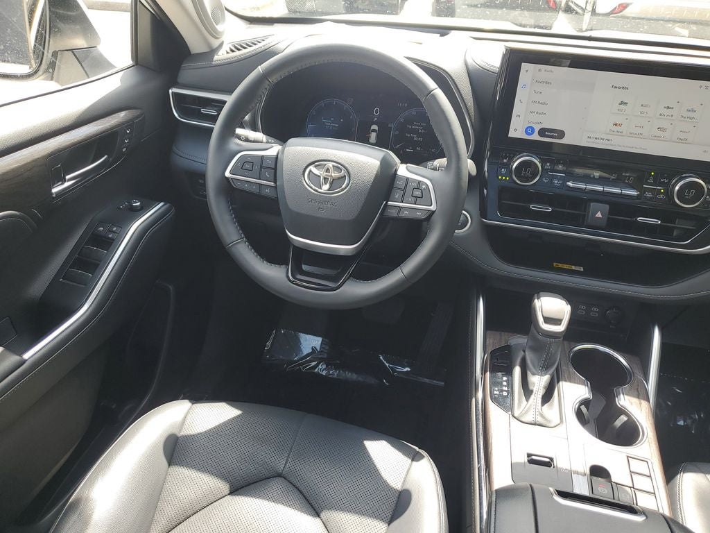2024 Toyota Highlander Platinum