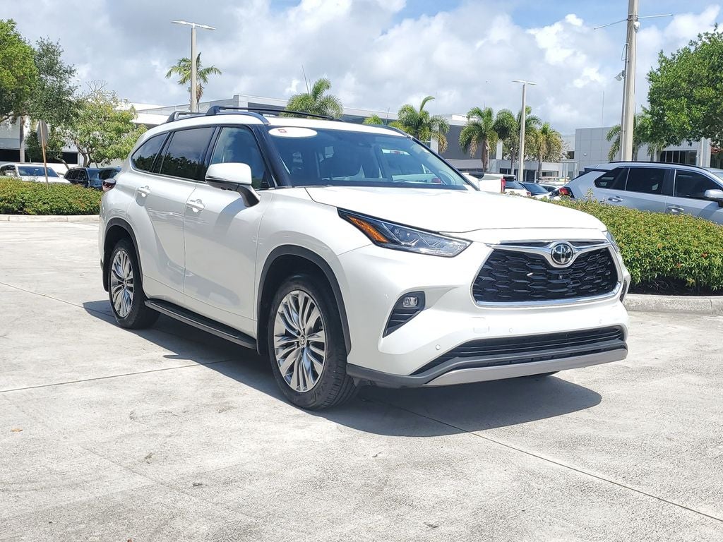 2024 Toyota Highlander Platinum