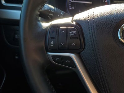 2018 Toyota Highlander SE