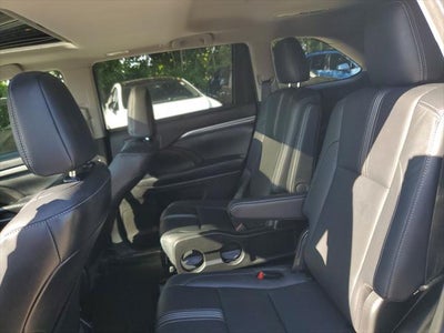 2018 Toyota Highlander SE
