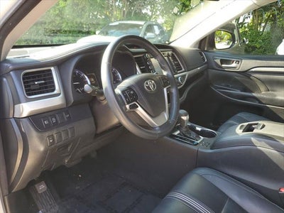 2018 Toyota Highlander SE