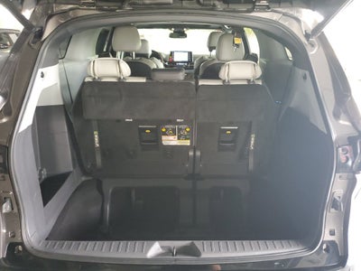 2021 Toyota Sienna XSE 7 Passenger