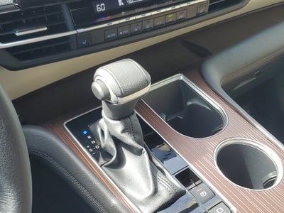 2024 Toyota Sienna XLE 8 Passenger
