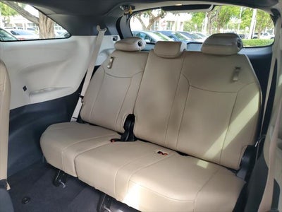 2024 Toyota Sienna XLE 8 Passenger