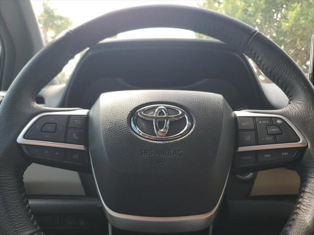 2024 Toyota Sienna XLE 8 Passenger